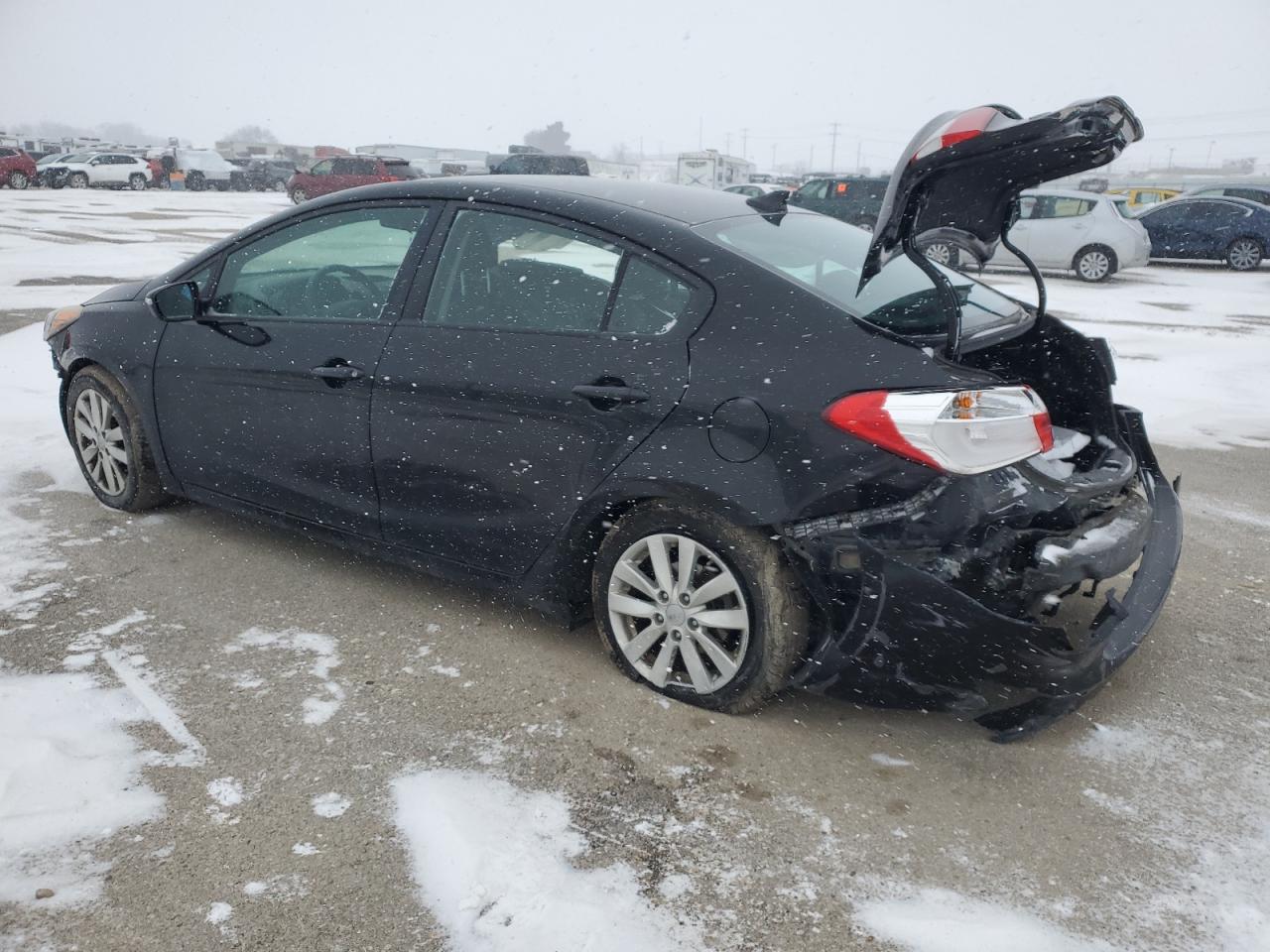 2016 Kia Forte - Image 2