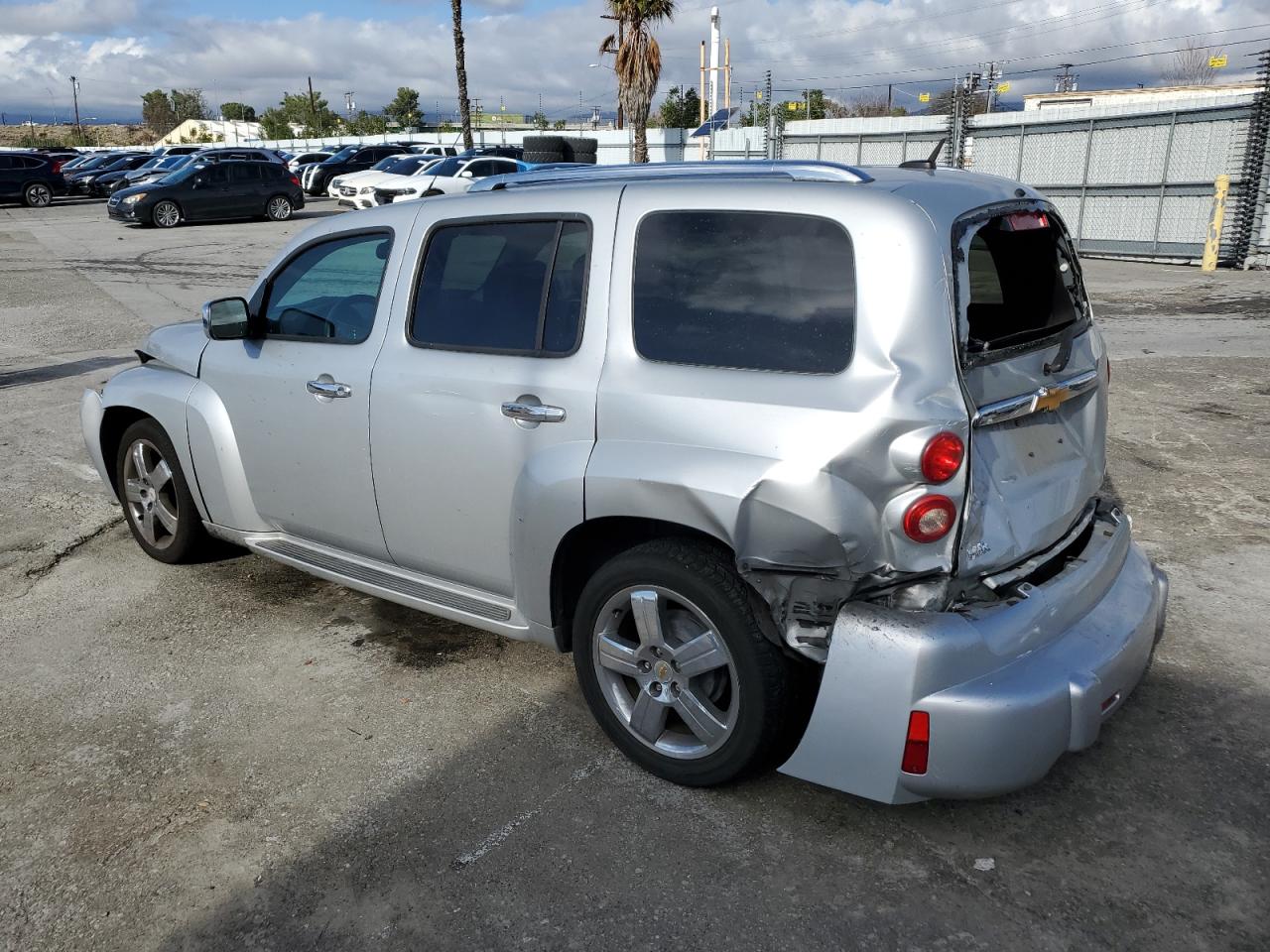 2011 Chevrolet HHR - Image 2