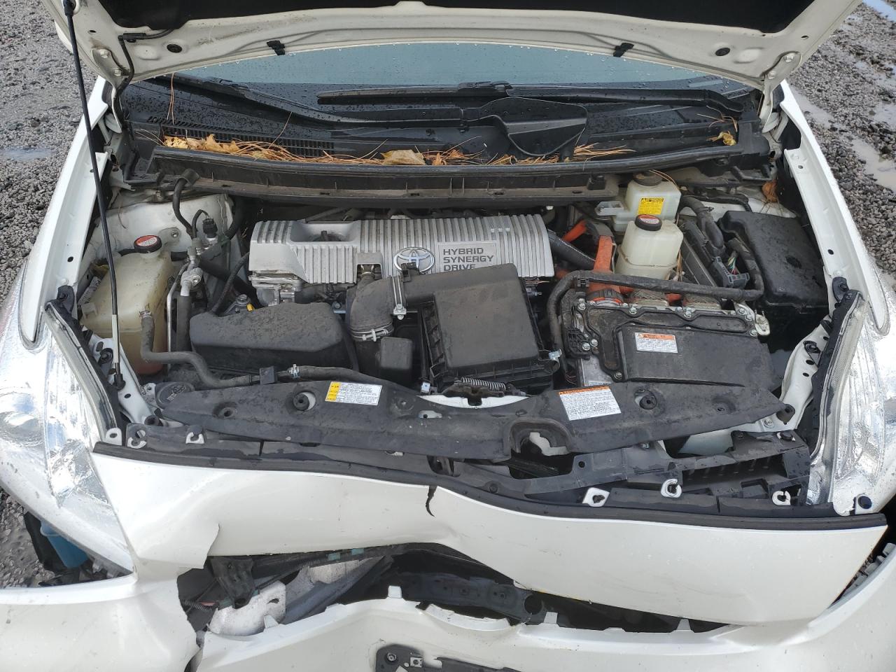 2015 Toyota Prius - Image 14