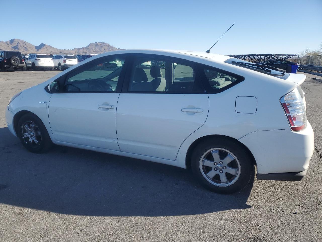 2009 Toyota Prius - Image 2