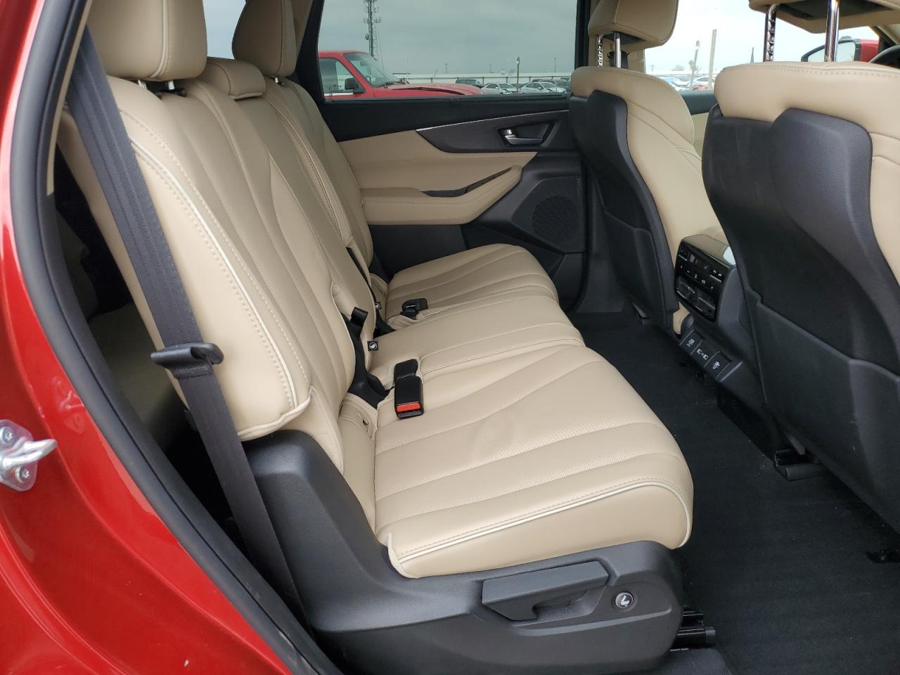 2022 Acura MDX - Image 12