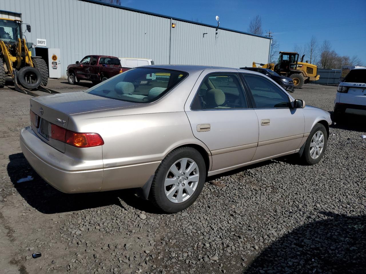 2000 Toyota Camry - Image 3