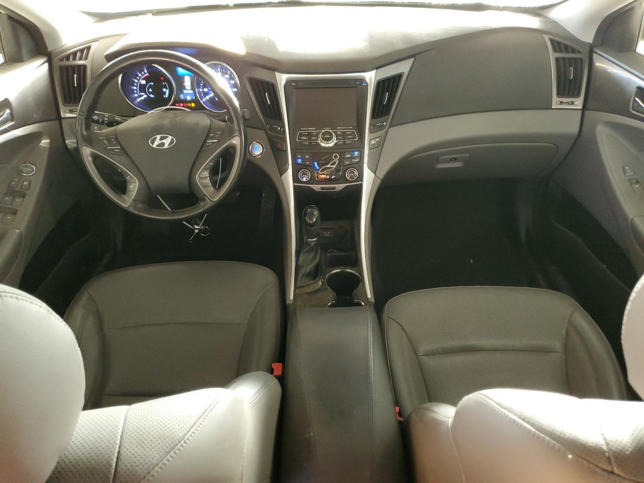 2013 Hyundai Sonata Hybrid VIN: KMHEC4A42DA100957 Lot: 44639435