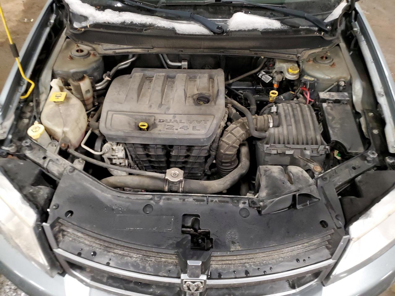 2009 Dodge Avenger - Image 12
