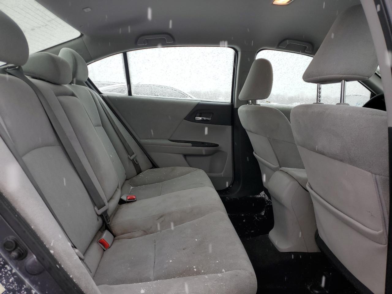 2013 Honda Accord - Image 11