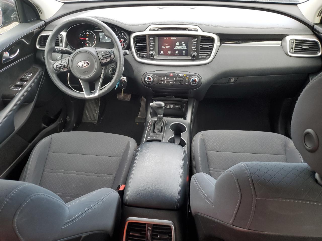 2018 Kia Sorento - Image 8