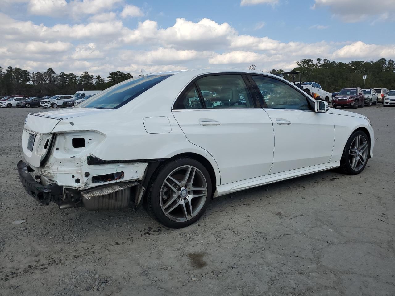 2015 Mercedes-Benz E-klasse - Image 3