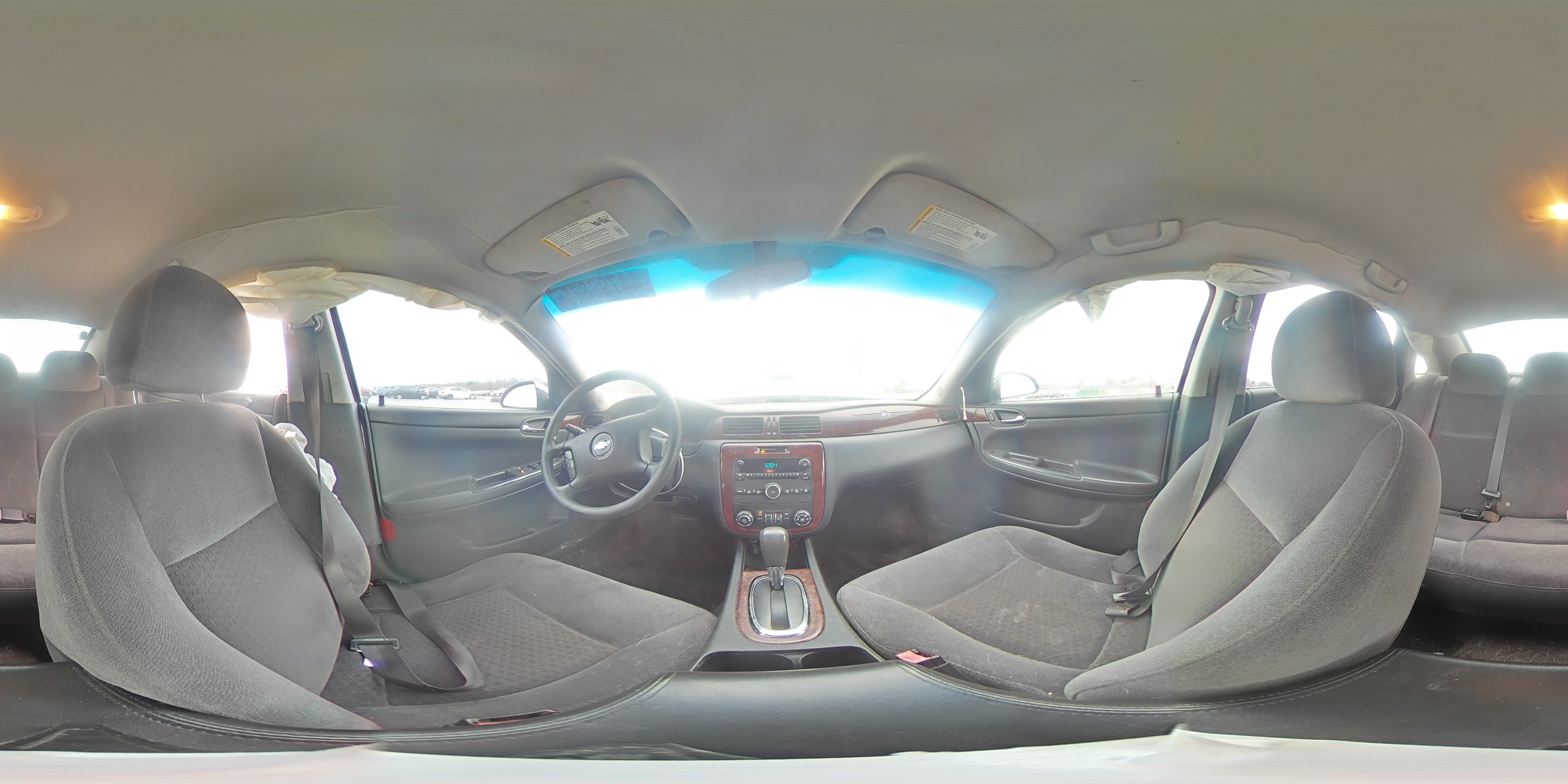 2009 Chevrolet Impala - Image 13