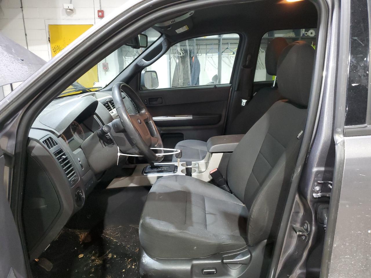 2010 Ford Escape - Image 7