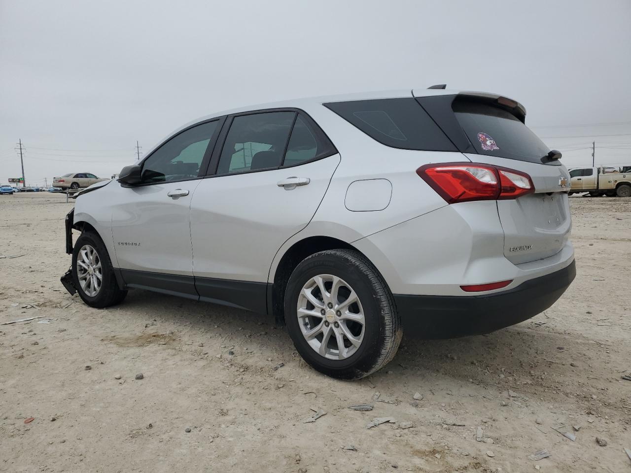 2021 Chevrolet Equinox - Image 2
