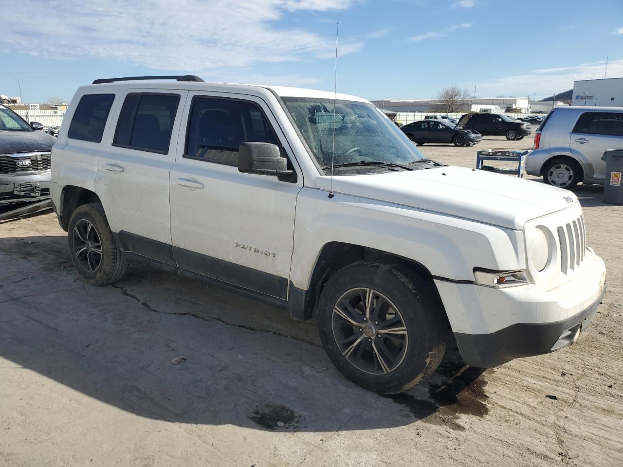 2014 Jeep Liberty (Patriot) - Image 4