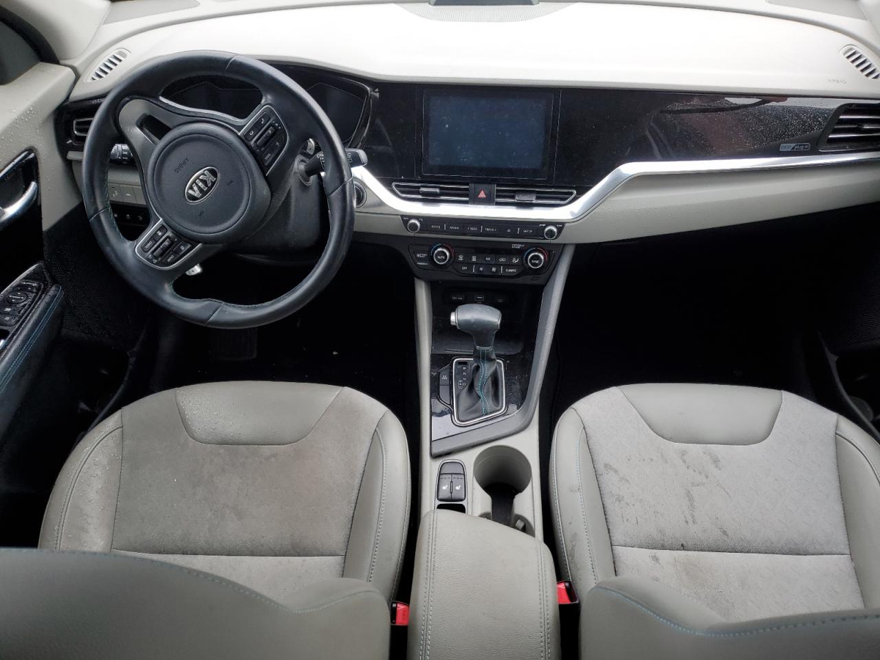 2020 Kia Niro - Image 8