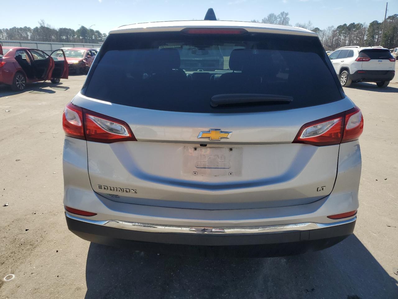 2020 Chevrolet Equinox - Image 6