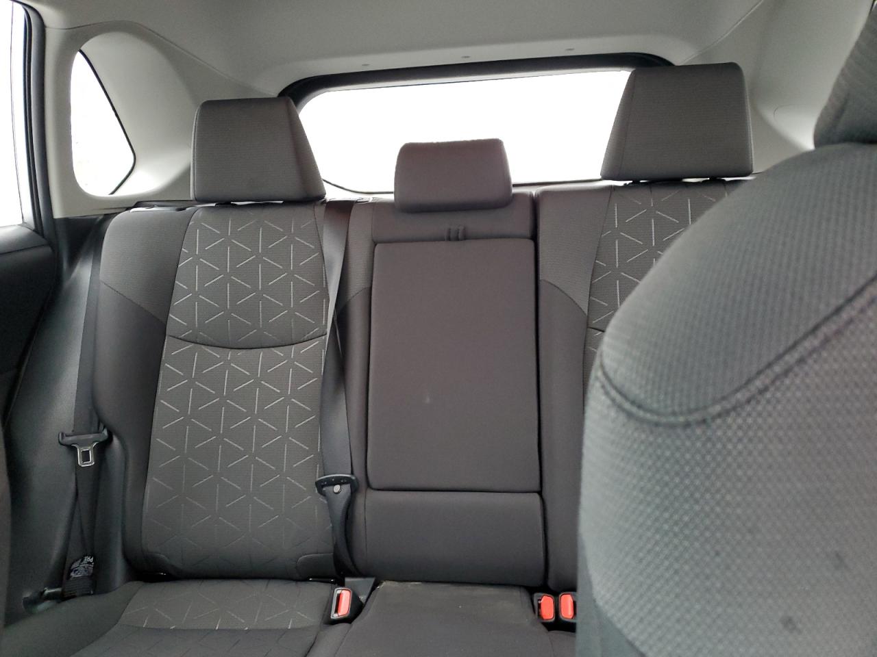 2021 Toyota RAV 4 - Image 10