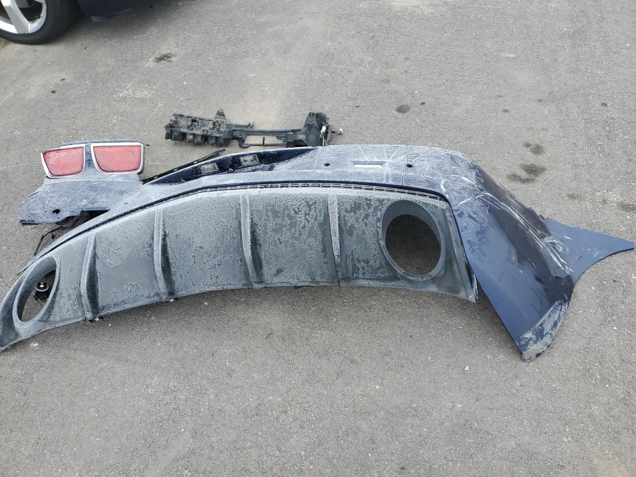 2010 Chevrolet Camaro - Image 14