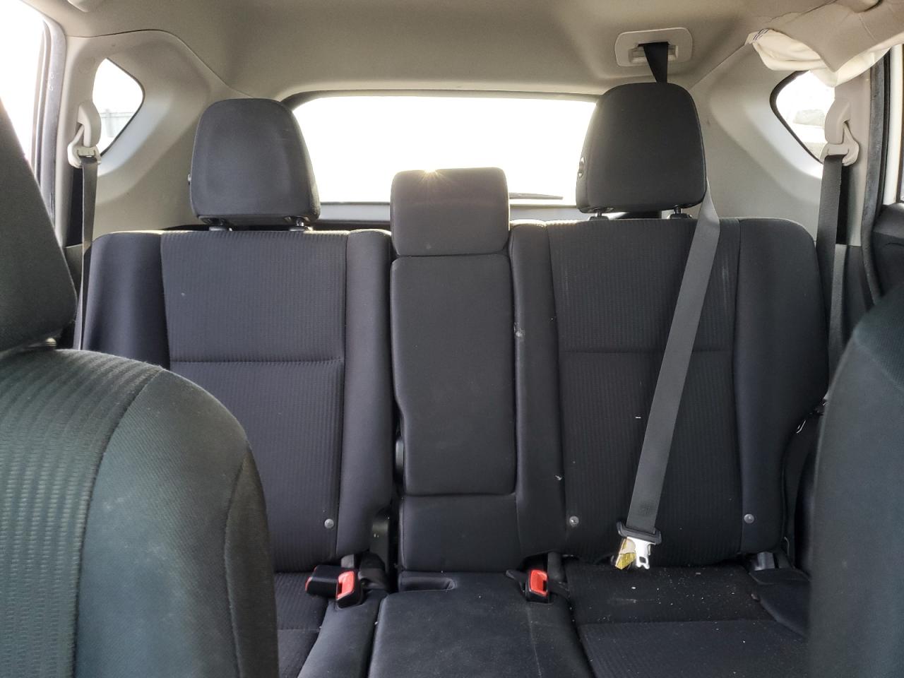 2015 Toyota RAV 4 - Image 10