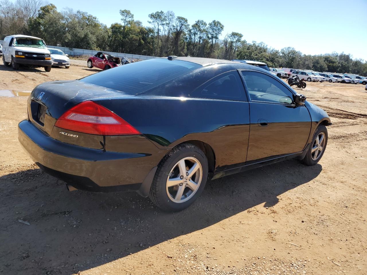 2004 Honda Accord - Image 3