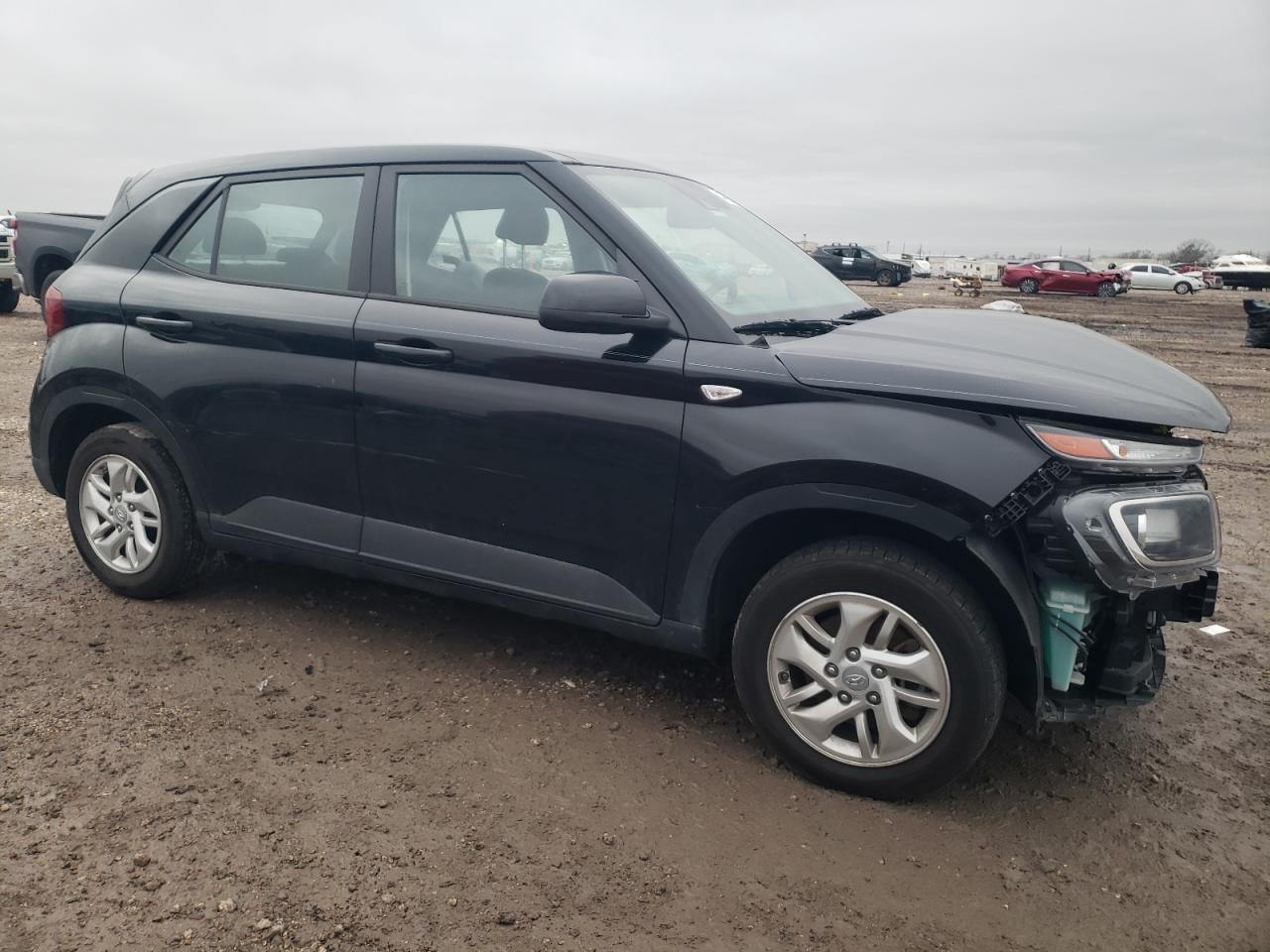 2022 Hyundai Venue - Image 4