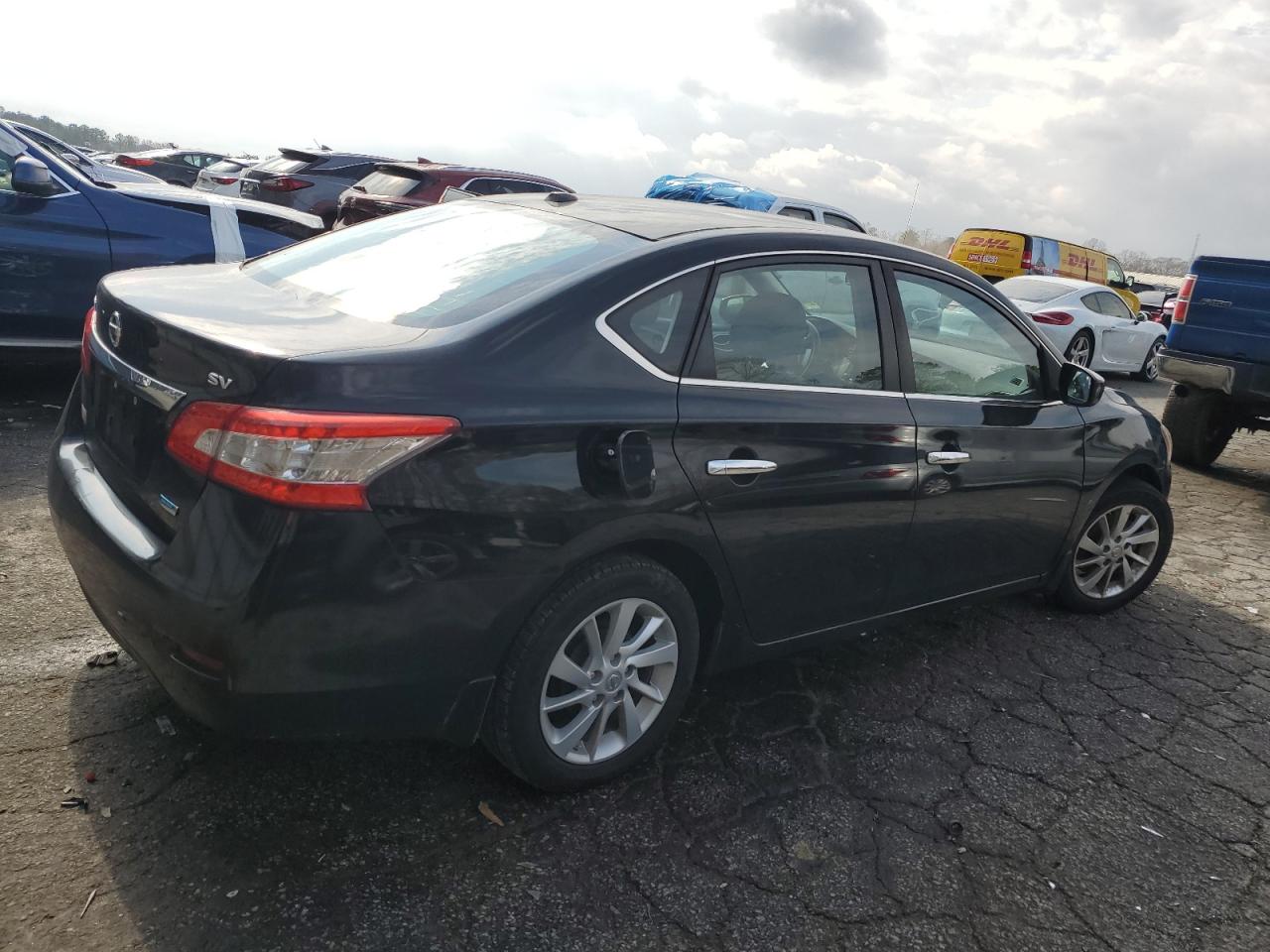 2013 Nissan Sentra - Image 3