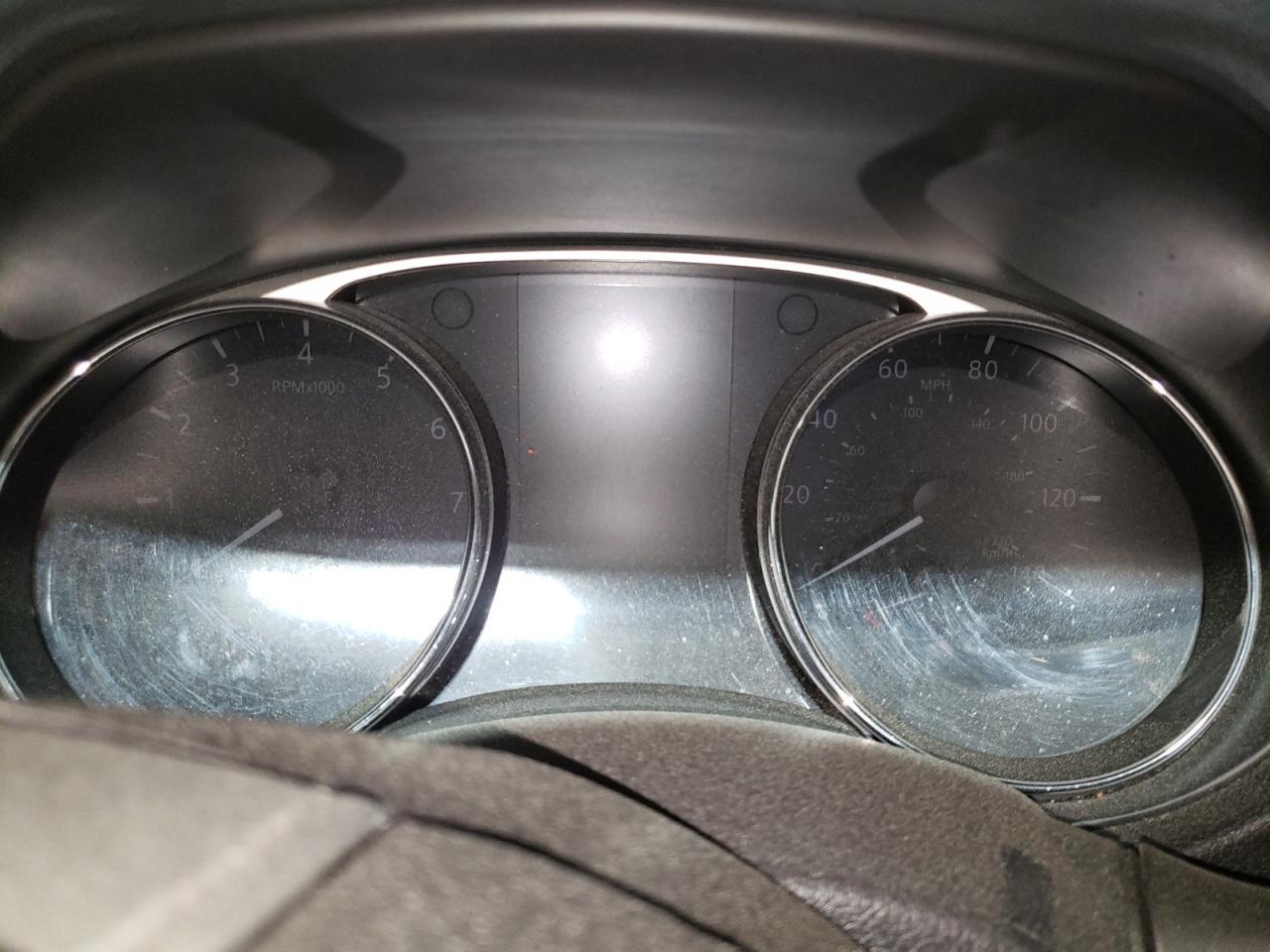 2015 Nissan Rogue - Image 9