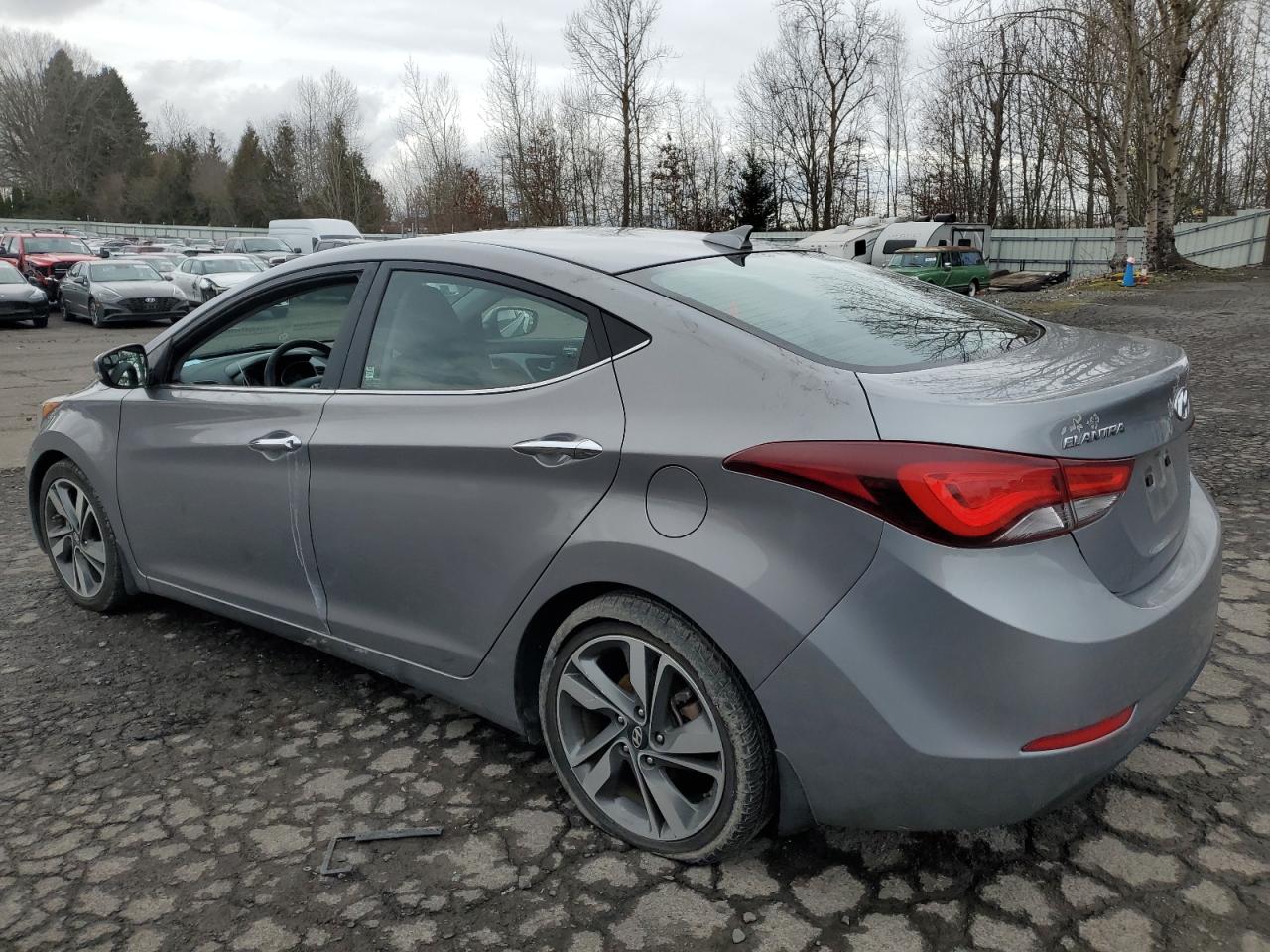 2015 Hyundai Elantra - Image 2