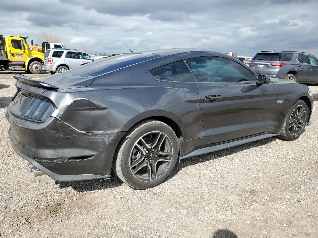 2018 Ford Mustang - Image 3