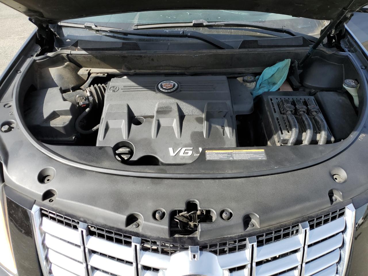 2013 Cadillac SRX - Image 11