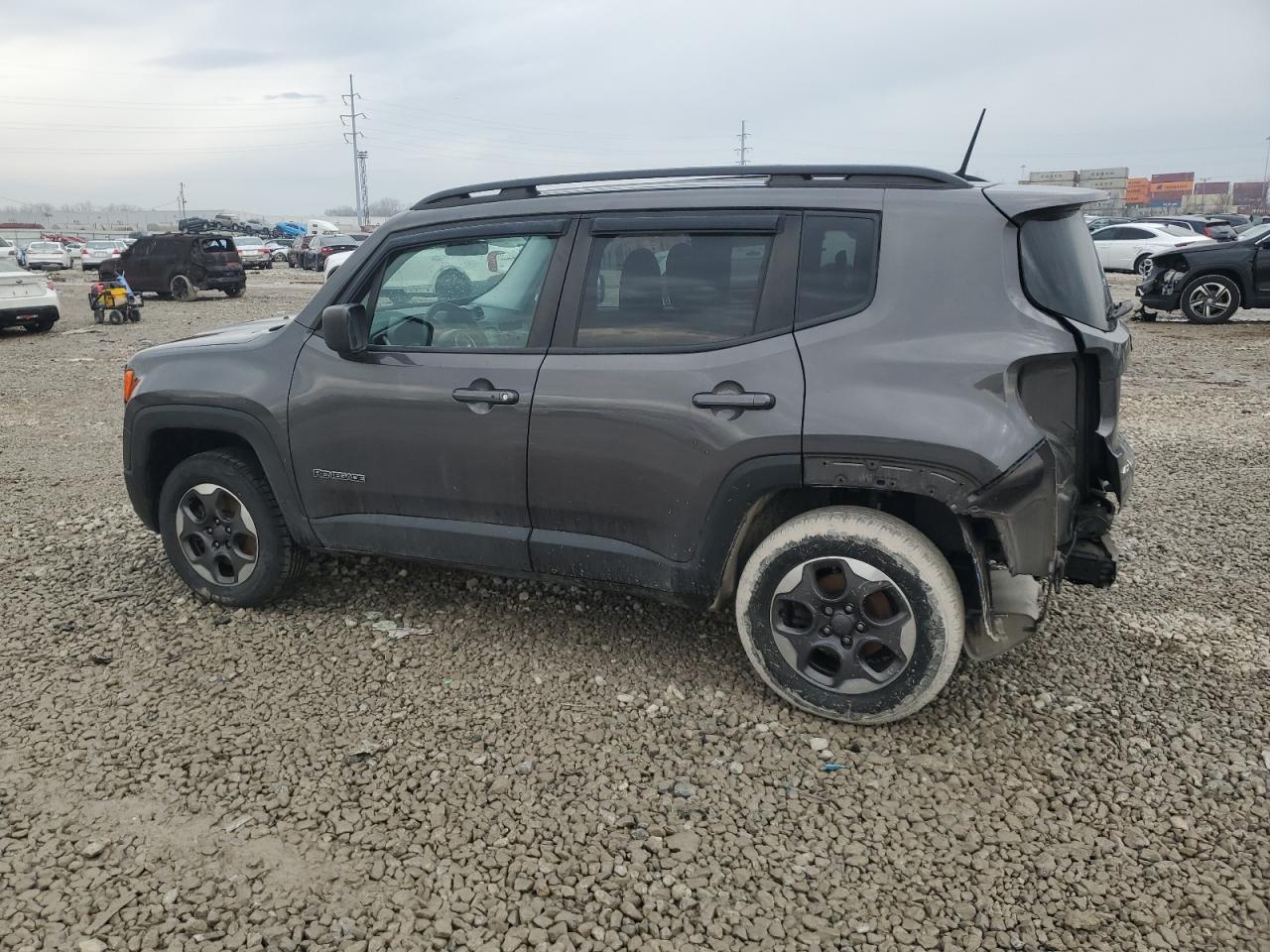 2017 Jeep Renegade - Image 2