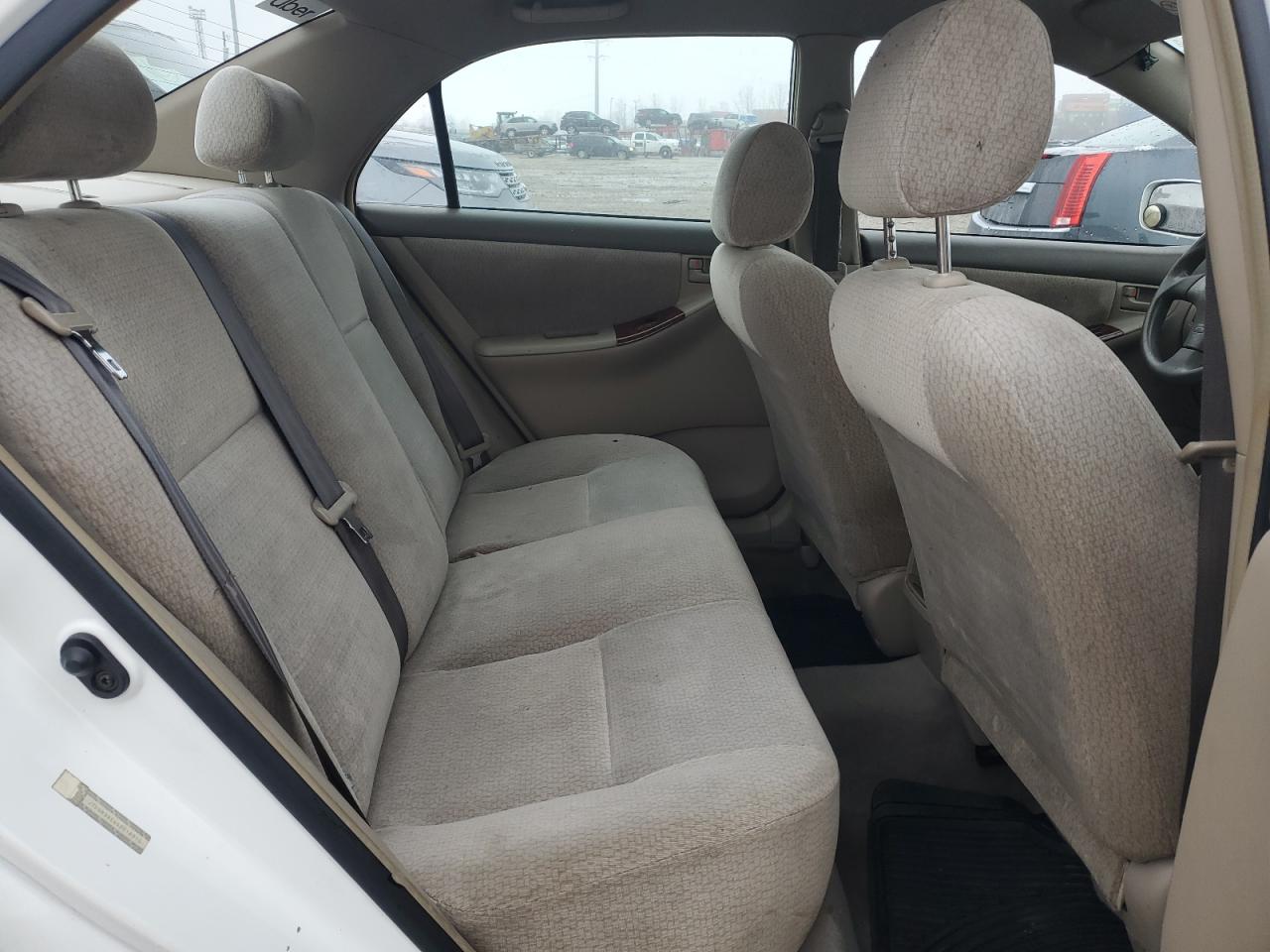 2004 Toyota Corolla - Image 10