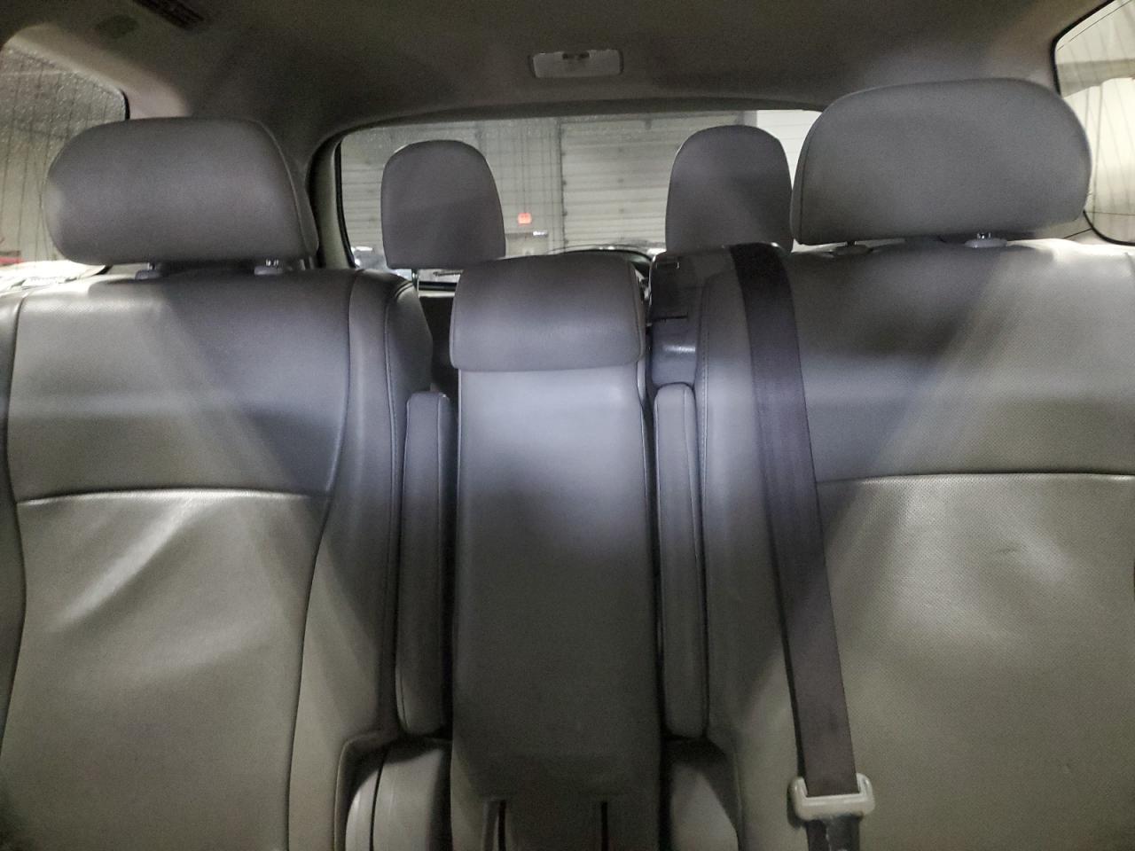 2013 Toyota Highlander - Image 10