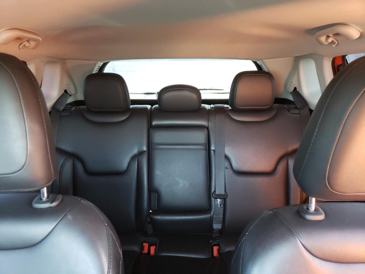 2018 Jeep Compass - Image 10