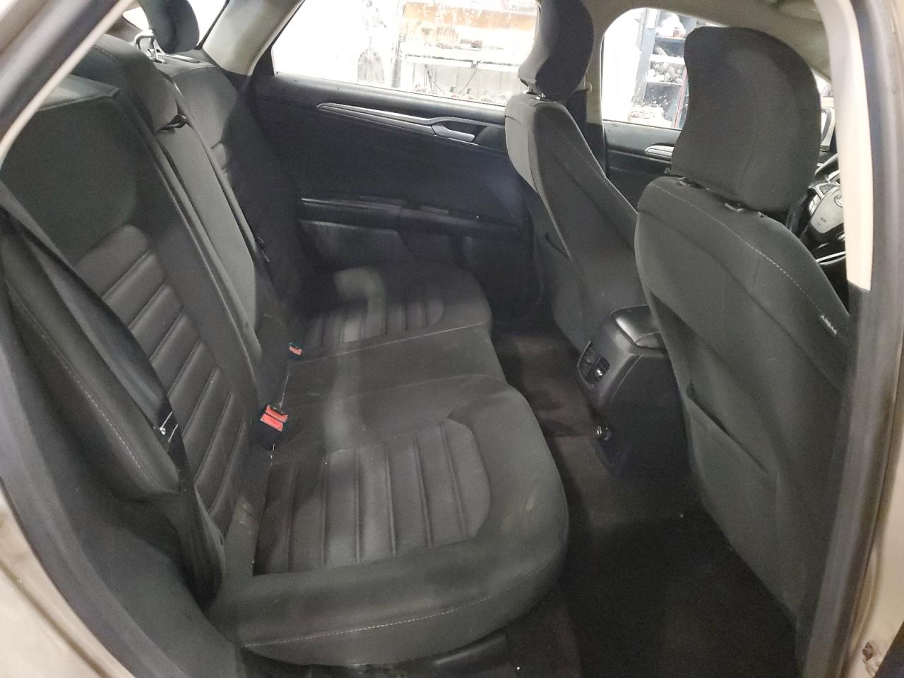 2017 Ford Fusion - Image 10