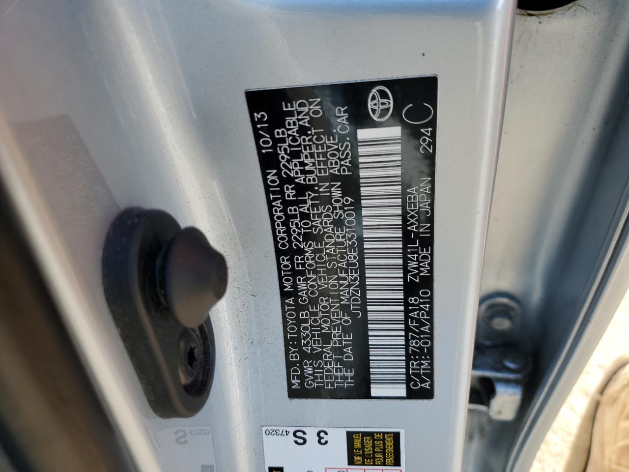 2014 Toyota Prius - Image 14