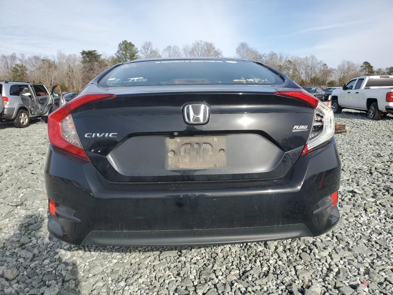 2018 Honda Civic - Image 6