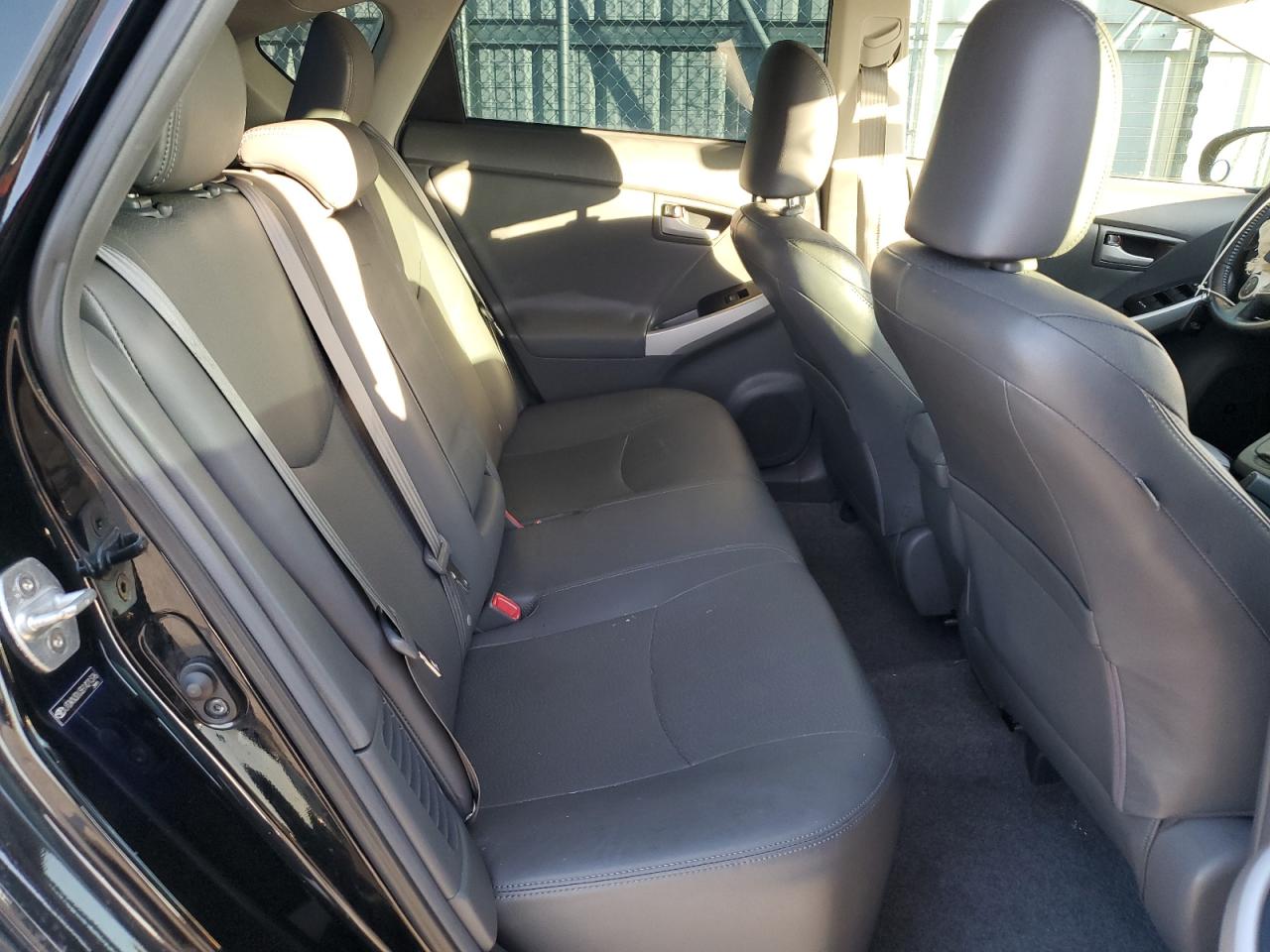 2011 Toyota Prius - Image 10