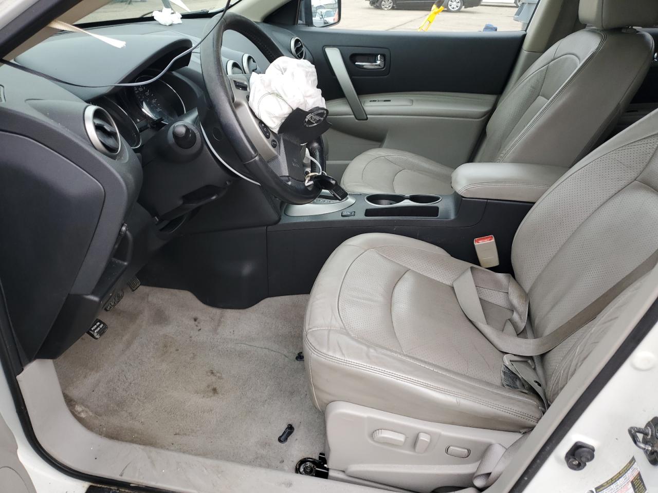 2011 Nissan Rogue - Image 7