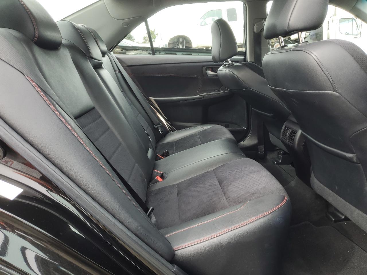 2015 Toyota Camry - Image 10