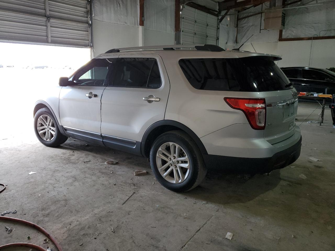 2011 Ford Explorer - Image 2