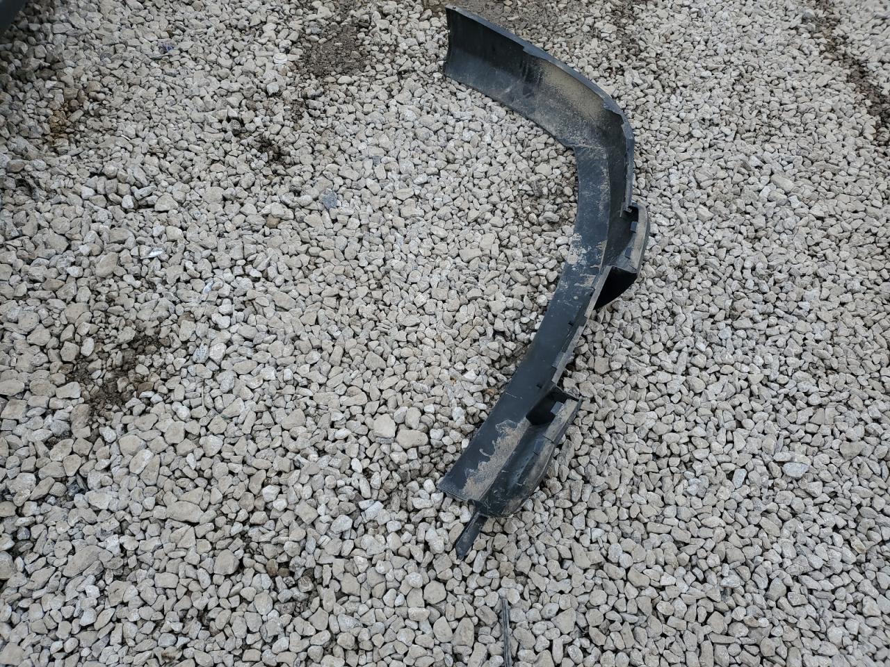 2011 Ford Taurus - Image 12