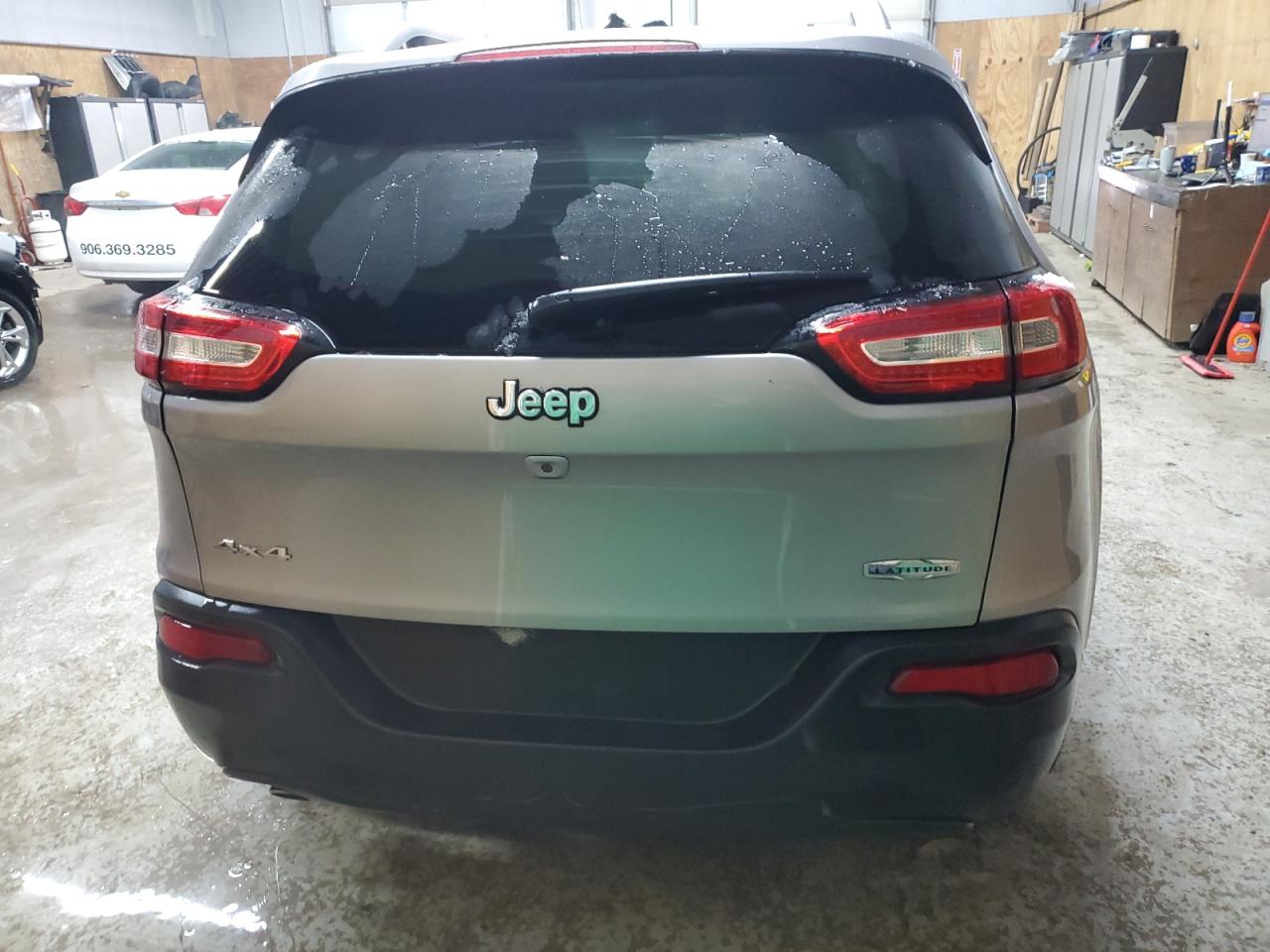 2015 Jeep Grand Cherokee - Image 6
