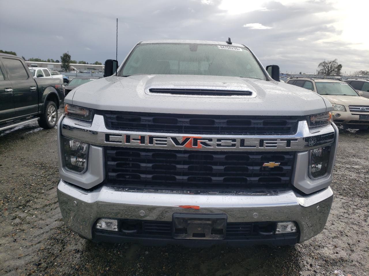 2022 Chevrolet Silverado - Image 5