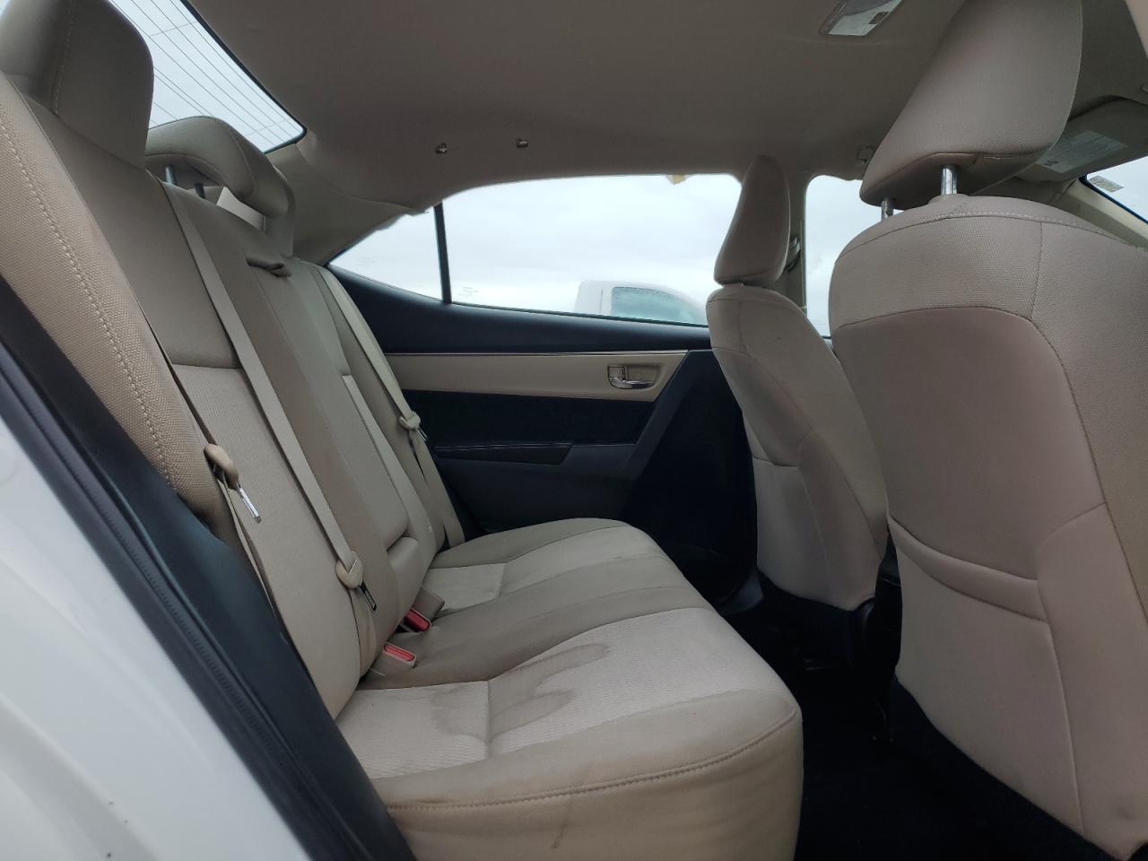 2015 Toyota Corolla L VIN: 5YFBURHEXFP190731 Lot: 44447215