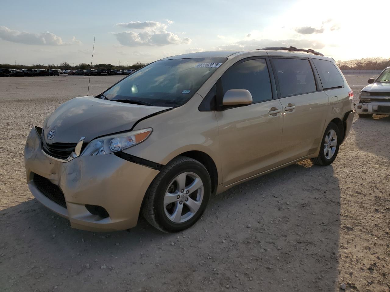 2011 Toyota Sienna - Image 1