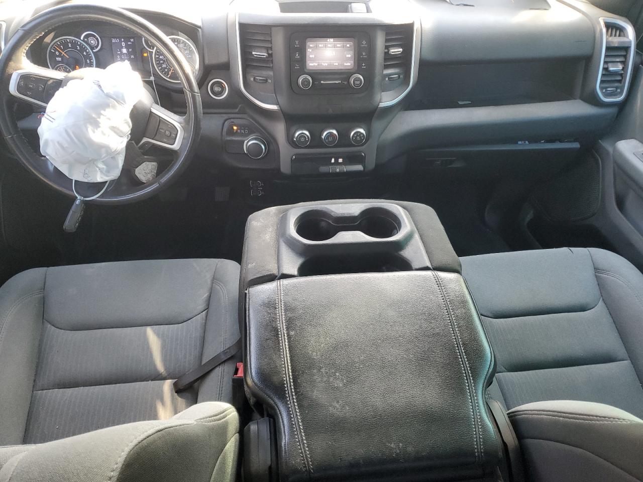 2021 RAM 1500 - Image 8