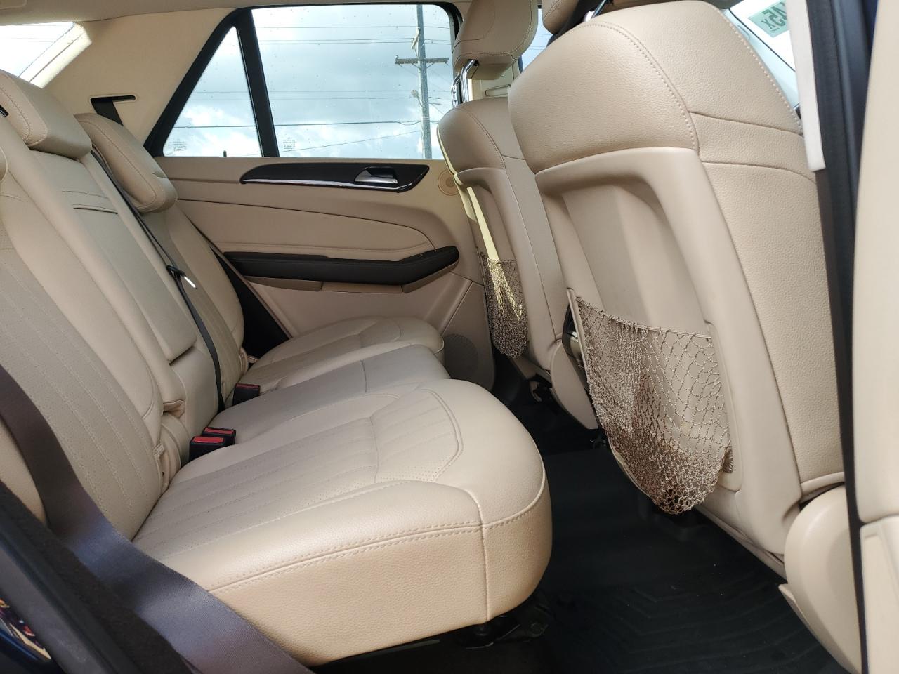 2016 Mercedes-Benz GLE - Image 11