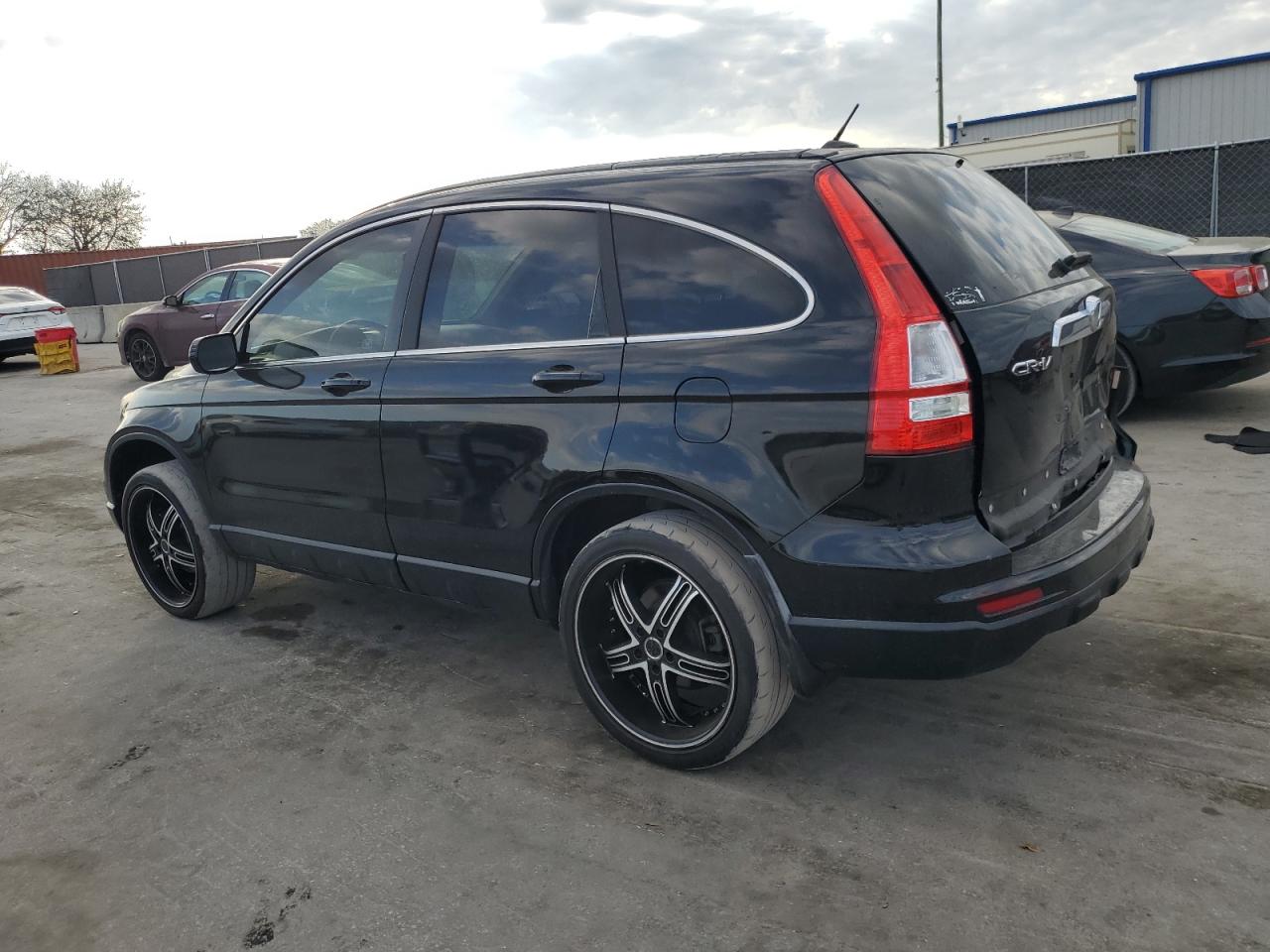 2011 Honda CR-V - Image 2