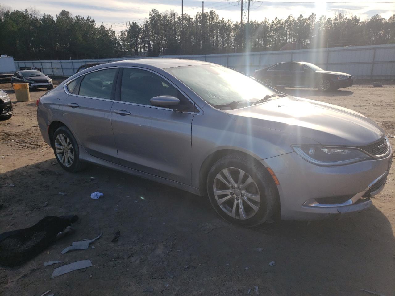 2015 Chrysler 200 - Image 4