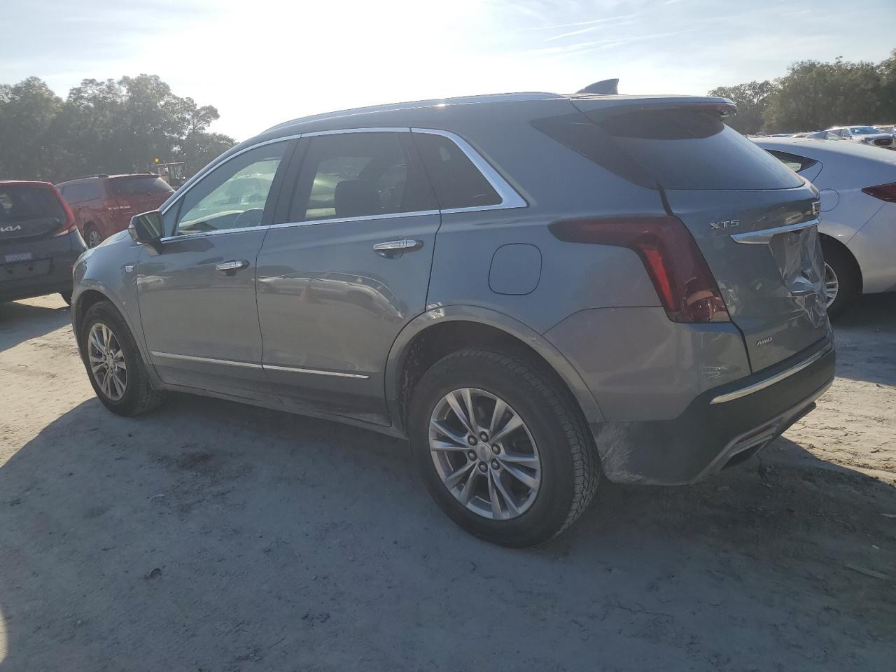 2020 Cadillac XT5 - Image 2