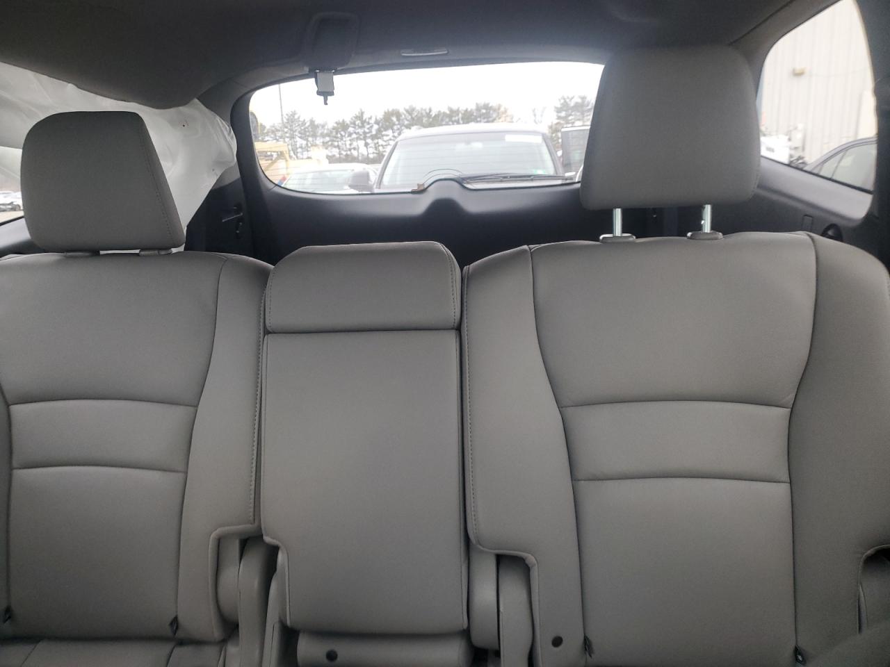 2020 Honda Pilot - Image 10