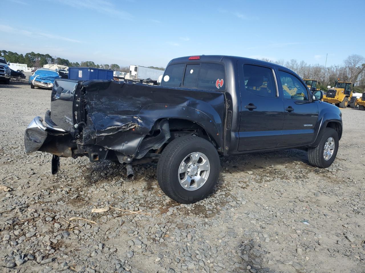 2010 Toyota Tacoma - Image 3
